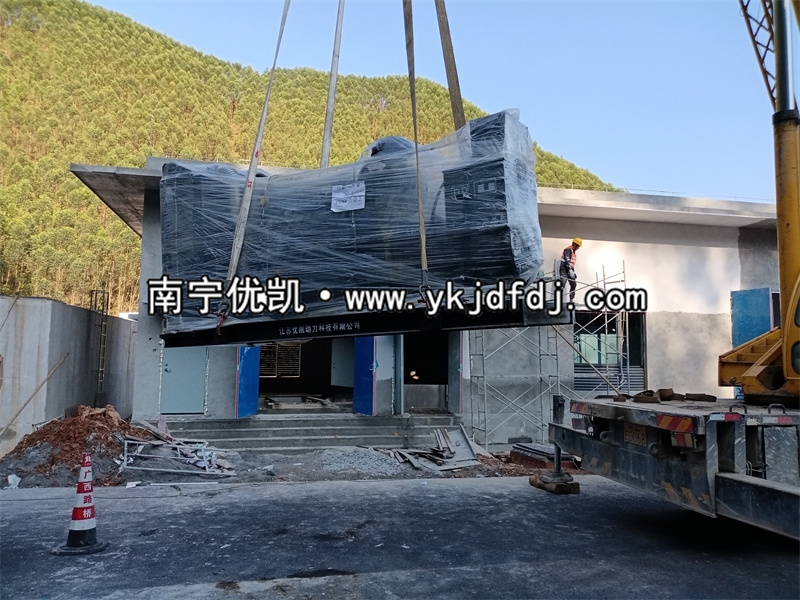 2022年12月15日，120kw-500kw上柴發(fā)電機(jī)組某高速公路安裝現(xiàn)場