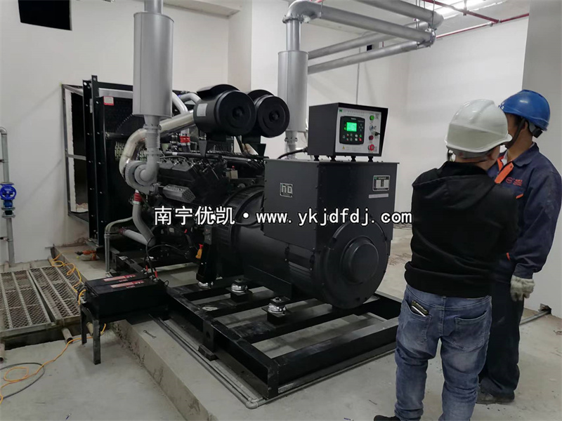 2023年11月17日，河池宜州項目550kw凱普柴油發(fā)電機組安裝調(diào)試